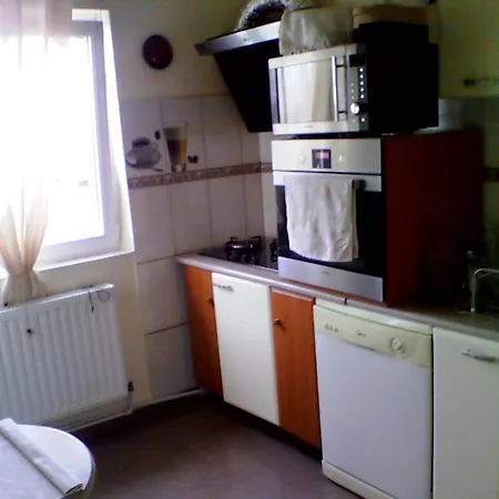 Ina Habitación en casa particular *